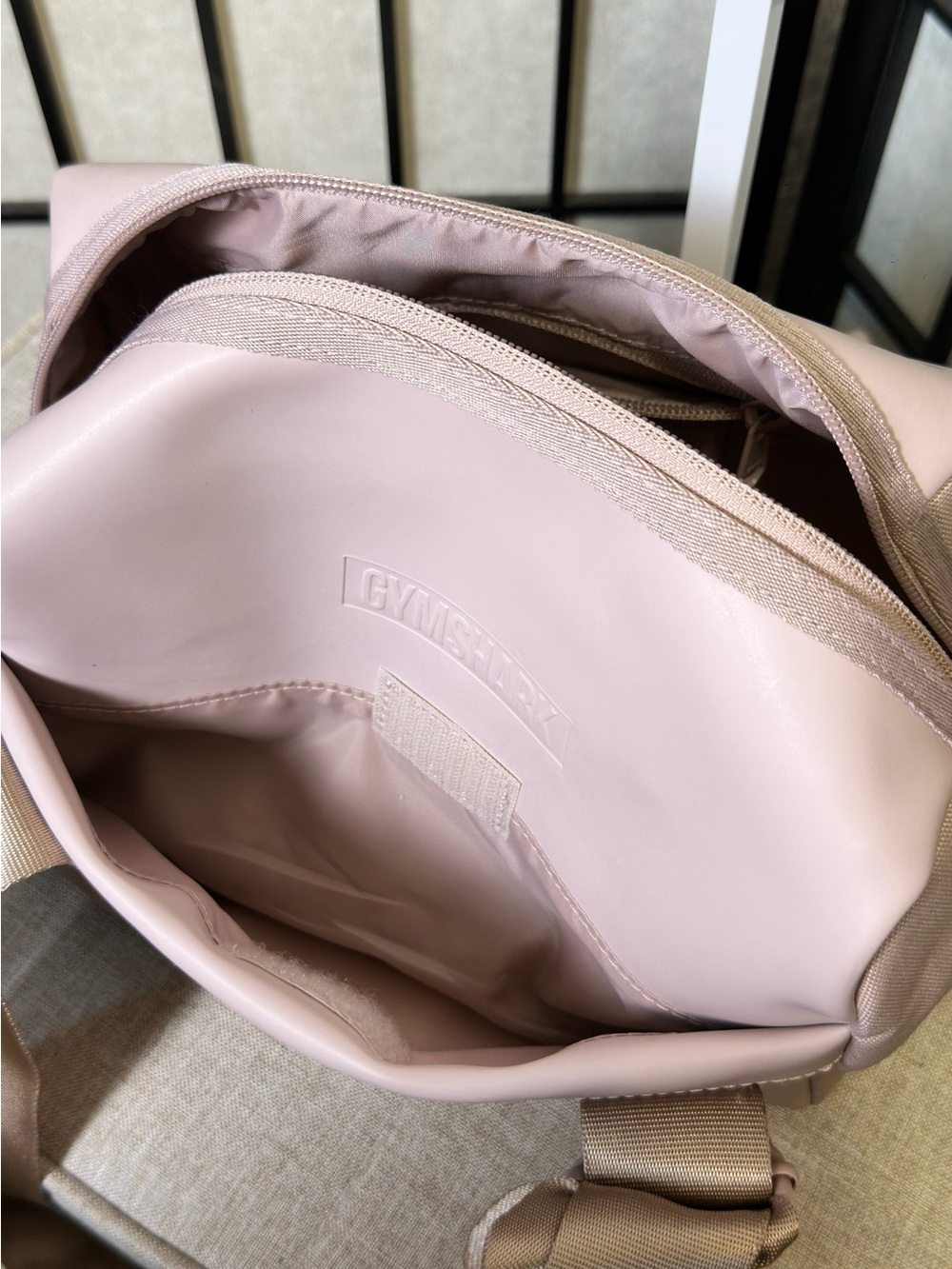 GYMSHARK Blush Pink Gym Bag - Picture 10 of 16